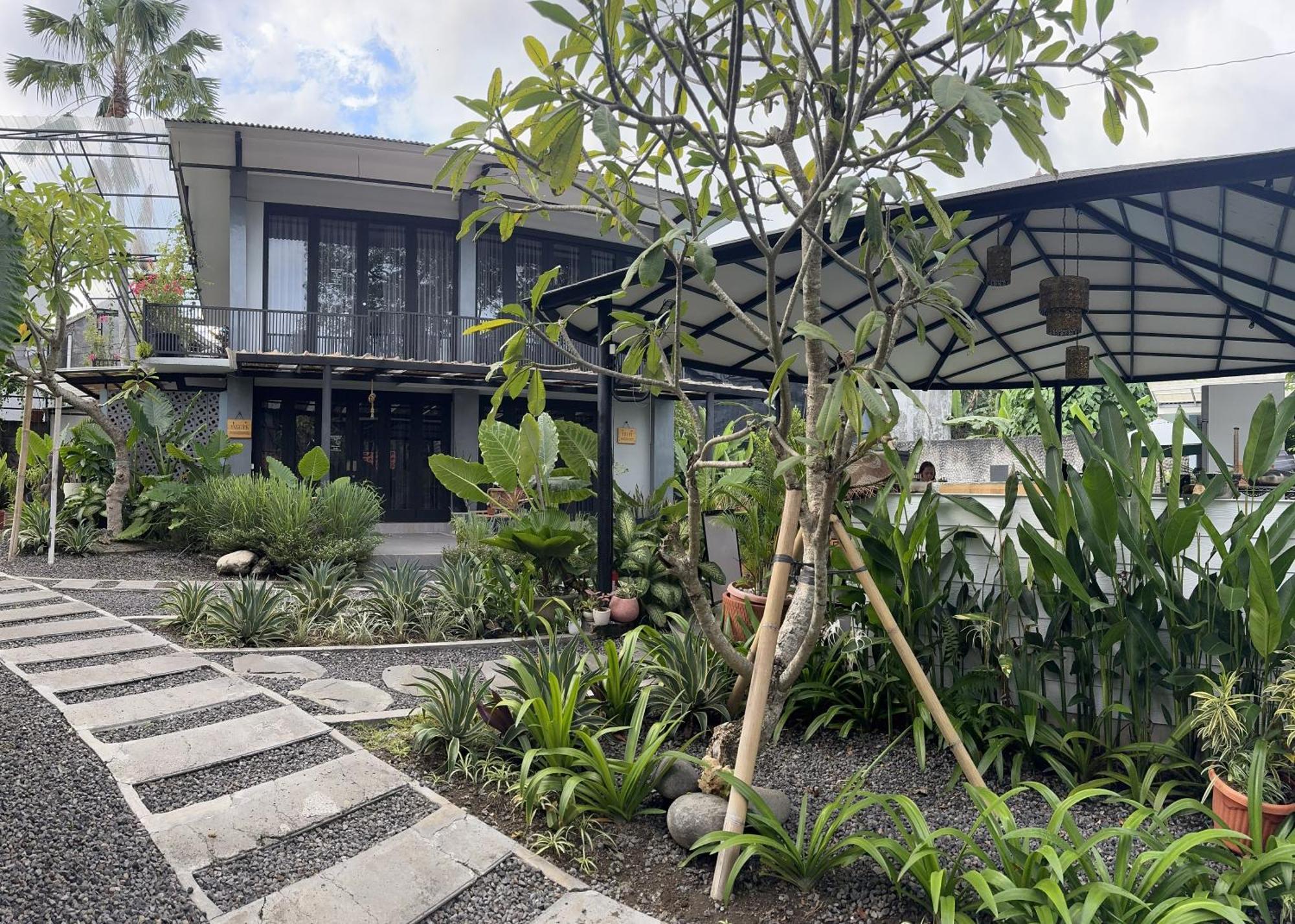The Jungle Hostel Canggu Exterior foto