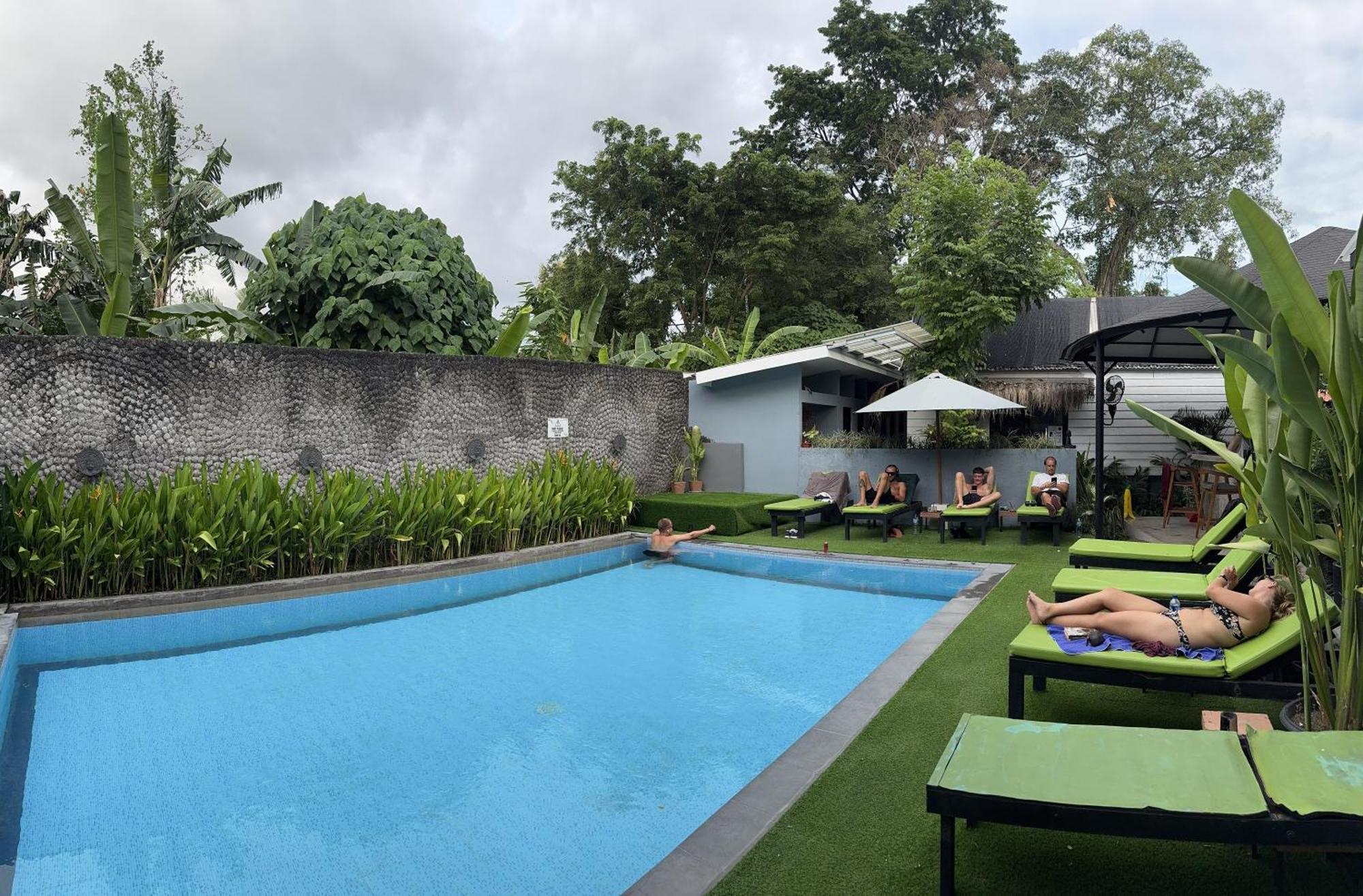 The Jungle Hostel Canggu Exterior foto